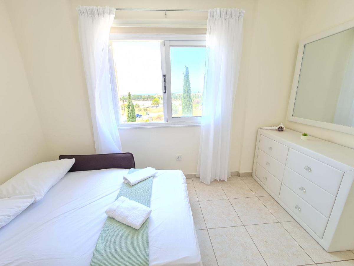 Stunning Views' Apartment With Pool Πάφος Εξωτερικό φωτογραφία