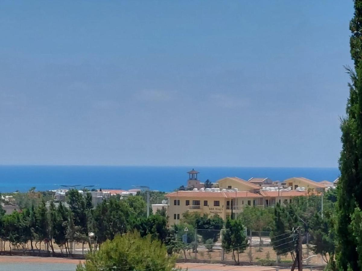 Stunning Views' Apartment With Pool Πάφος Εξωτερικό φωτογραφία